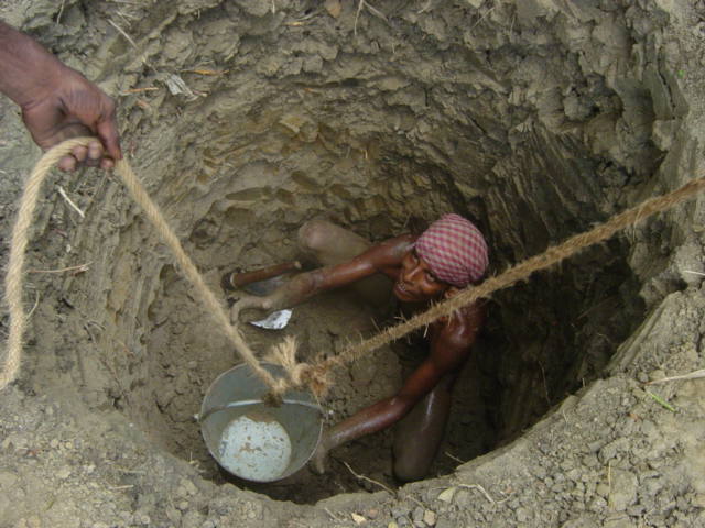 dugwell digging